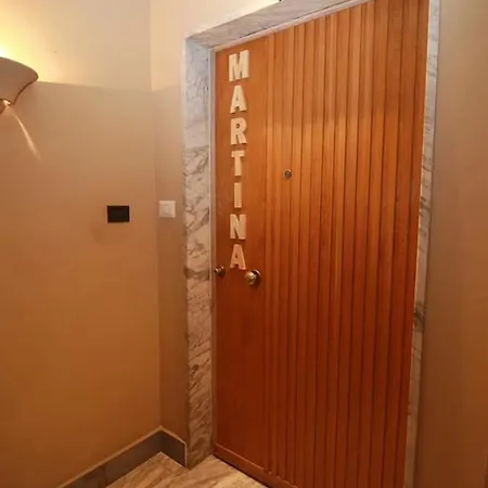 Martina Μπάρι